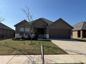 1412 Chestnut Cove Dr in Princeton, TX - Building Photo - Building Photo