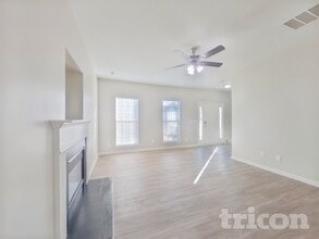 8716 Rozumny Dr in Charlotte, NC - Building Photo - Building Photo