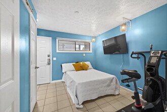 2000 S Ocean Blvd in Myrtle Beach, SC - Building Photo - Building Photo