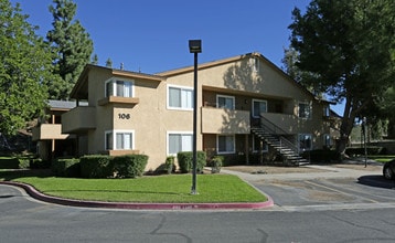 Kendall Park Apartments in San Bernardino, CA - Building Photo - Building Photo
