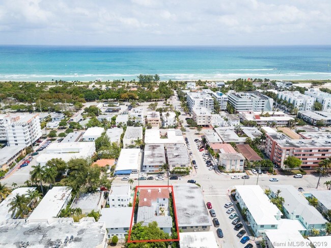 7910 Abbott Ave-Unit -6 in Miami Beach, FL - Building Photo - Building Photo