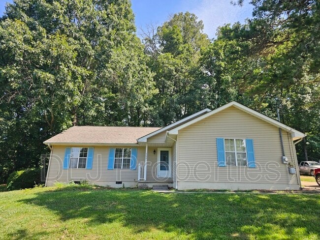 property at 546 Betty Lou Dr