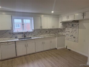 116 Nicholson St in Buffalo, NY - Building Photo - Building Photo