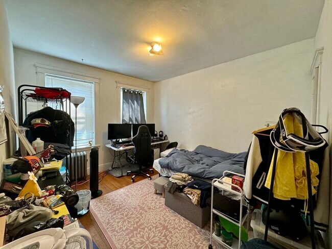 233 Kelton St in Boston, MA - Building Photo - Building Photo