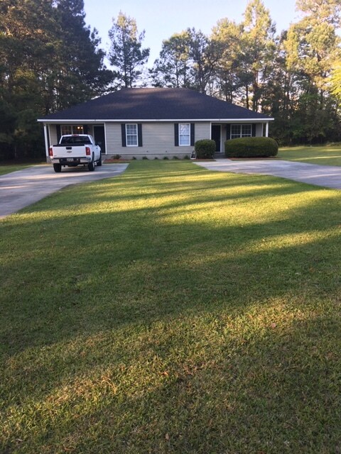 6004 Susan Cir, Unit A in Valdosta, GA - Building Photo