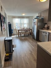 2539 N 75th Ct, Unit 2 in Elmwood Park, IL - Building Photo - Building Photo