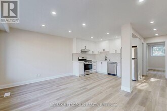 85 Primula Crescent in Toronto, ON - Building Photo - Building Photo