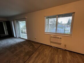 616 Center St in Healdsburg, CA - Building Photo - Building Photo