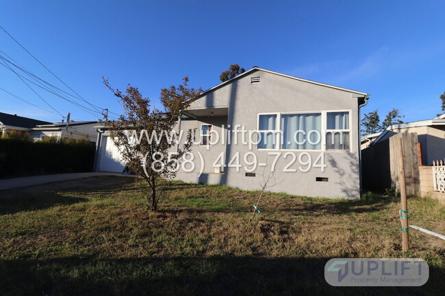 5304 Nutmeg St in San Diego, CA - Building Photo - Building Photo