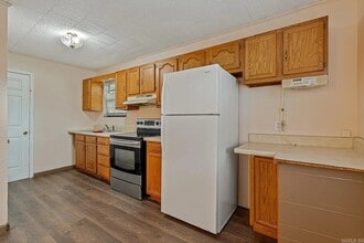 323 Perry St in Blytheville, AR - Foto de edificio - Building Photo