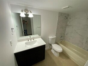 23466 SW 57th Ave in Boca Raton, FL - Building Photo - Building Photo