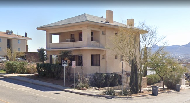 820 Prospect St, Unit Lower in El Paso, TX - Building Photo - Building Photo