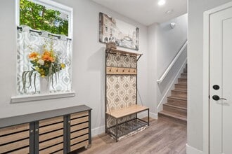 331 Caramel Ln. in Sacramento, CA - Building Photo - Building Photo