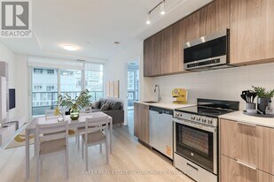223 Redpath Ave in Toronto, ON - Building Photo