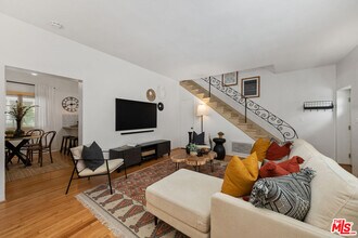 464 N Harper Ave in Los Angeles, CA - Building Photo - Building Photo