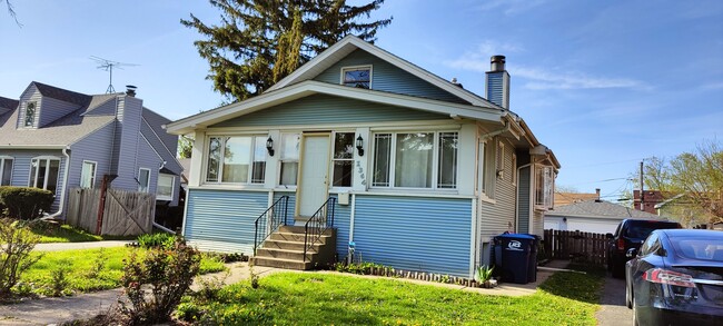 property at 1364 Harding Ave