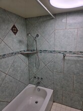 115 W Koenig Ln in Austin, TX - Foto de edificio - Building Photo