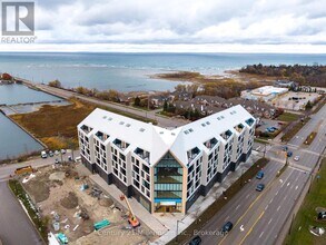 31 Huron St in Collingwood, ON - Building Photo - Building Photo