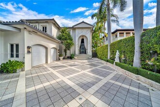 176 S Hibiscus Dr in Miami Beach, FL - Building Photo - Building Photo