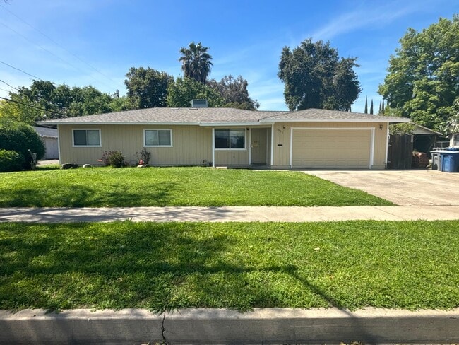 property at 1935 V St