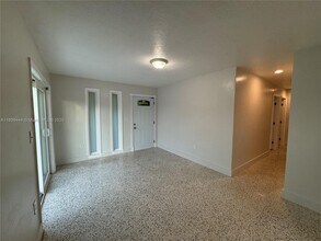 1760 SW 3rd St in Miami, FL - Building Photo - Building Photo