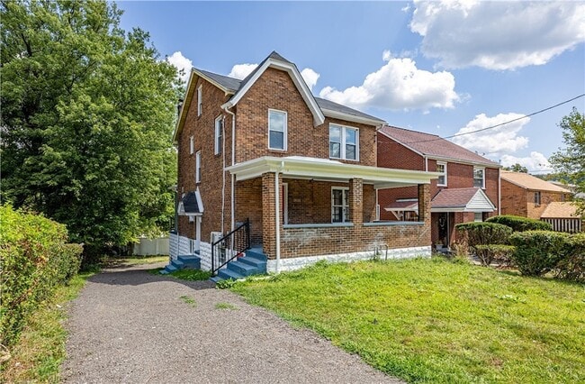 2020 Frankella Ave in Pittsburgh, PA - Foto de edificio - Building Photo