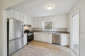 1409 Medina Ln in Birmingham, AL - Building Photo - Building Photo