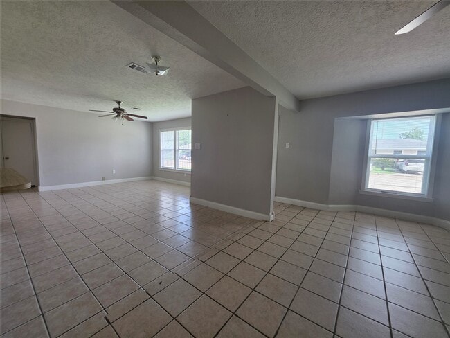 property at 705 N Circle Dr