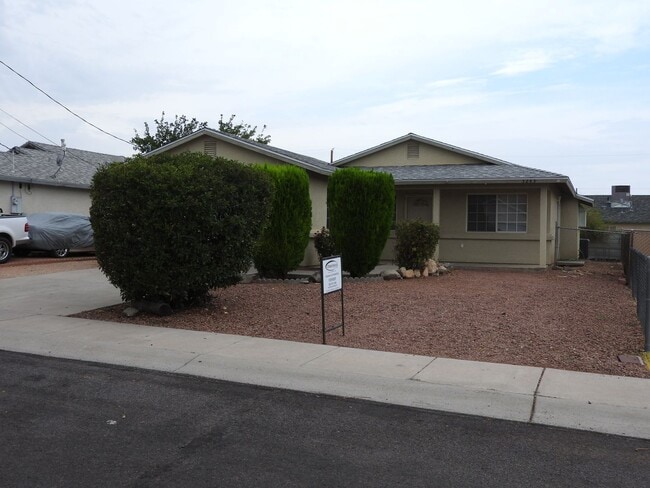 3243 N Lomalai St in Kingman, AZ - Building Photo - Building Photo