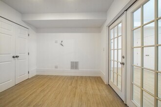 433 Pacific Ave in Jersey City, NJ - Foto de edificio - Building Photo