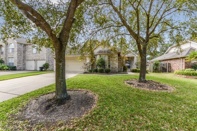 property at 17515 Fairgrove Park Dr