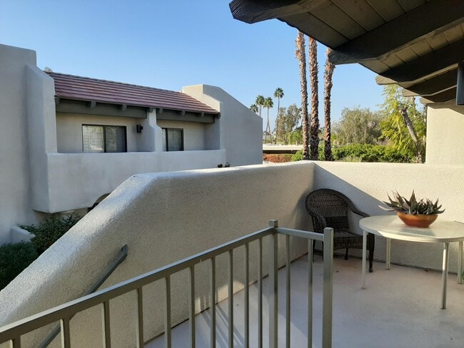 1150 E Amado Rd in Palm Springs, CA - Building Photo - Building Photo