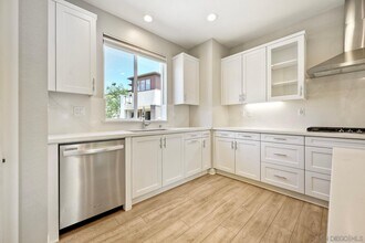 16242 Camden Cir in San Diego, CA - Building Photo - Building Photo