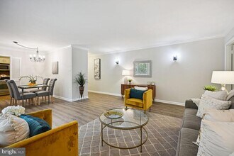10619 Weymouth St-Unit -2 in Bethesda, MD - Building Photo - Building Photo