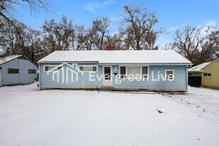 7208 E 108th St in Kansas City, MO - Building Photo