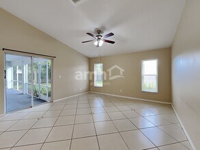 1118 SW Del Rio Blvd in Port St. Lucie, FL - Building Photo - Building Photo