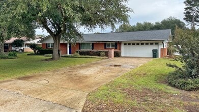 402 Maridale Dr in West Monroe, LA - Building Photo - Building Photo