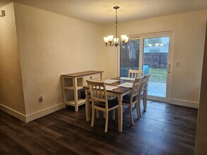 1164 Viking Dr in Port Orange, FL - Building Photo - Building Photo