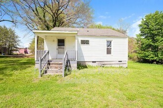200 Chambers St in Madison, NC - Building Photo - Building Photo