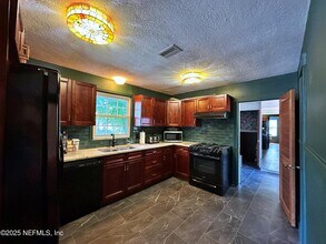 22 Spencer St in St. Augustine, FL - Building Photo - Building Photo