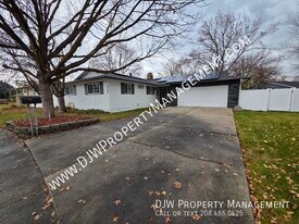 9144 W Dalton Pl in Boise, ID - Building Photo