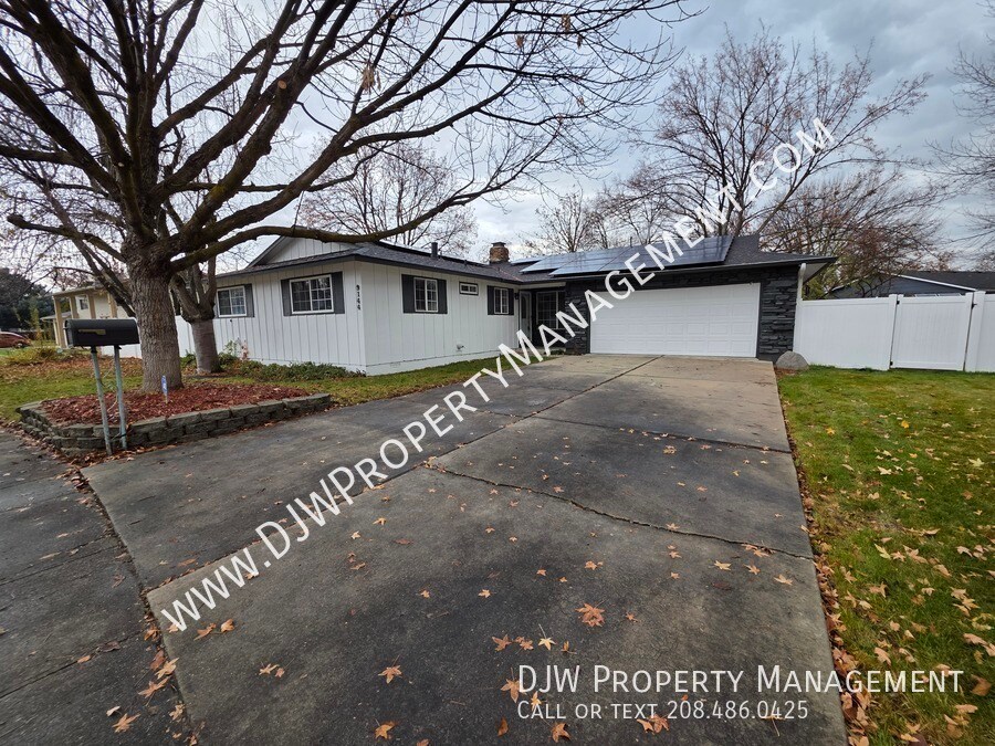 9144 W Dalton Pl in Boise, ID - Building Photo