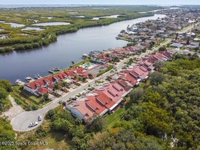 2590 Sykes Creek Dr in Merritt Island, FL - Building Photo - Building Photo