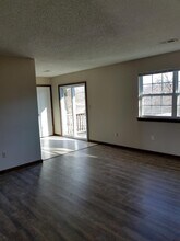 27 Cherry Tree Ln, Unit 27 in Glen Carbon, IL - Foto de edificio - Building Photo