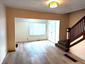 806 N State St in Champaign, IL - Building Photo - Building Photo