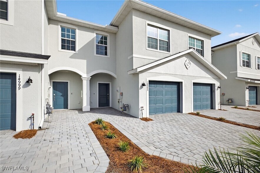 14995 White Pearl Rd in Punta Gorda, FL - Building Photo