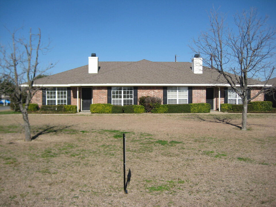 9609 Panther Way in Woodway, TX - Building Photo