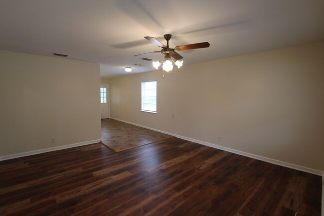1000 S Beckham Ave in Tyler, TX - Building Photo - Building Photo