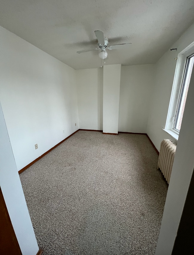 2346 Winnipeg St in Regina, SK - Foto de edificio - Building Photo