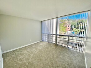 6855 Friars Rd in San Diego, CA - Building Photo - Building Photo